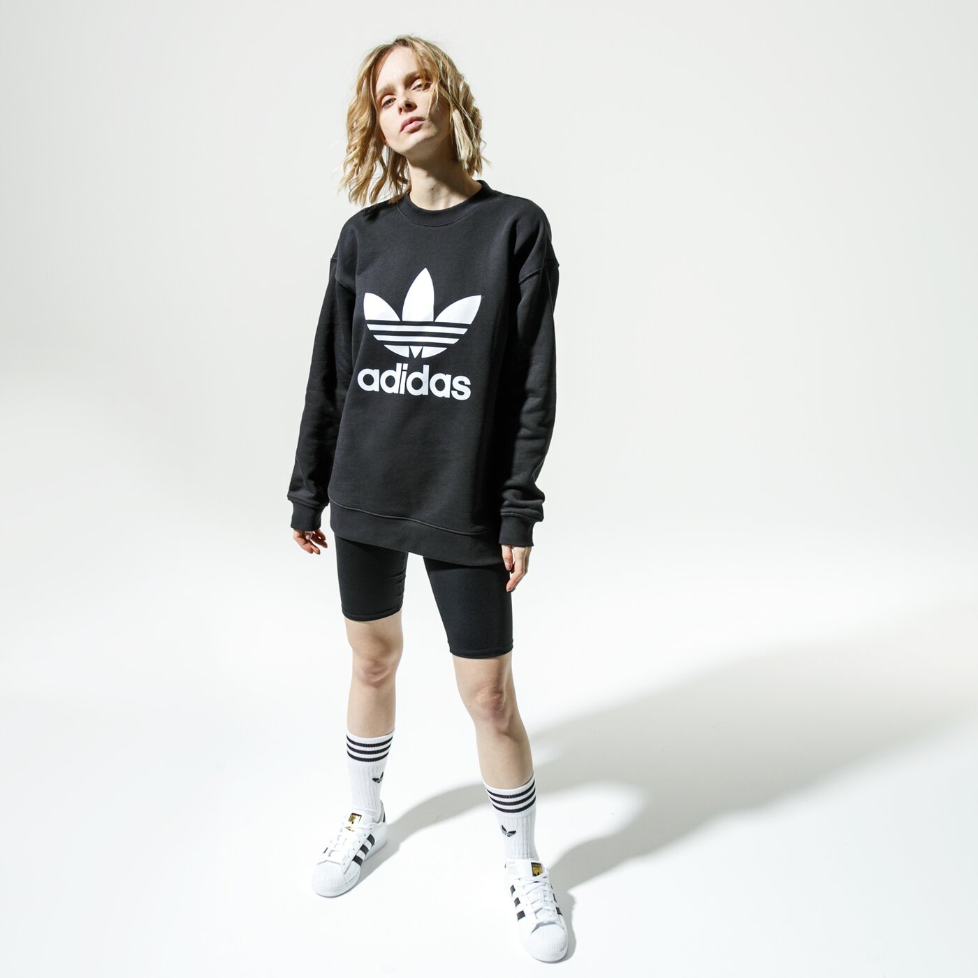 Дамски суичър ADIDAS СУИТЧЪР TRF CREW SWEAT fm3272 цвят черен