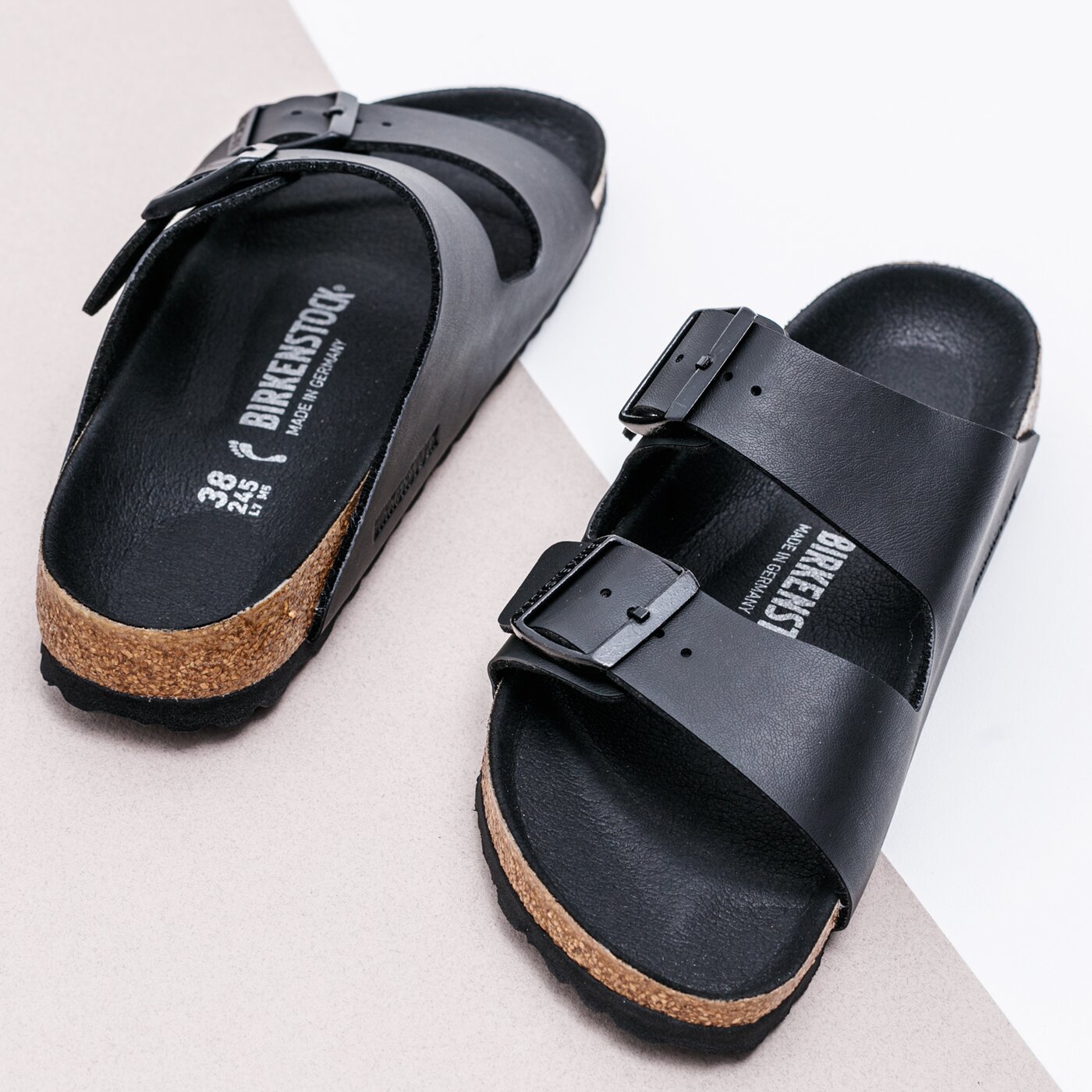 Дамски чехли и сандали BIRKENSTOCK ARIZONA BS 1019069 цвят черен