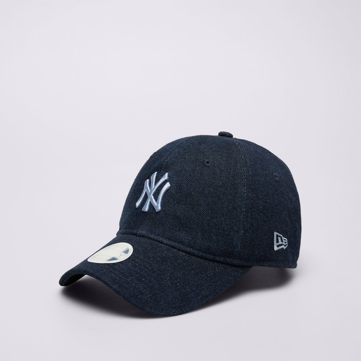 Дамска шапка с козирка NEW ERA ШАПКА WMNS DENIM 920 NYY NEW YORK YANKEES 60667484 цвят тъмносин