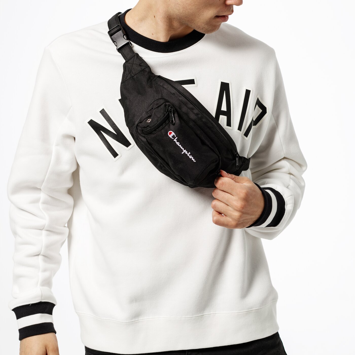 Дамска чанта за кръст CHAMPION ЧАНТА ЗА КРЪСТ BASIC BUM BAG ches183801-2175 цвят черен