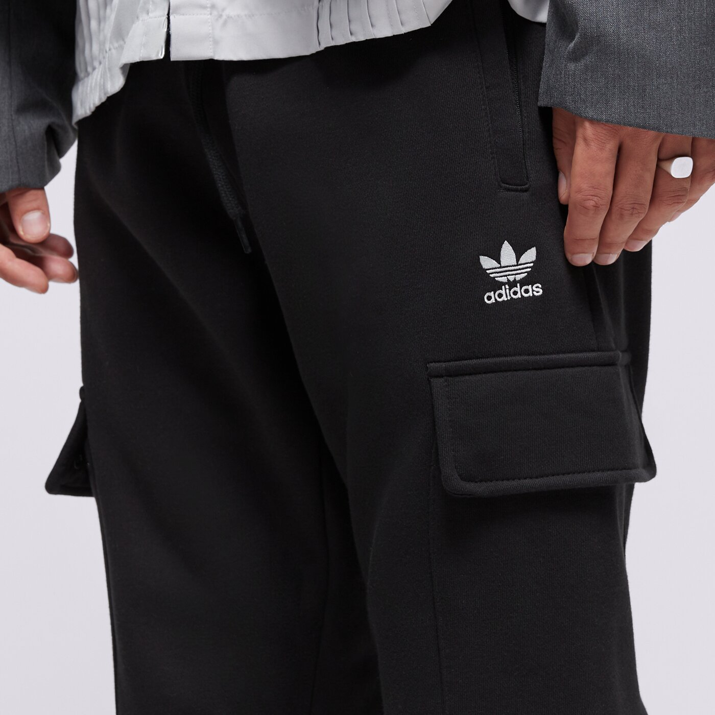 Мъжки панталони ADIDAS ПАНТАЛОНИ ESSENTIALS C P ip2755 цвят черен