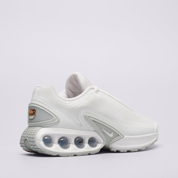 Мъжки маратонки NIKE AIR MAX DN dv3337-101 цвят бял