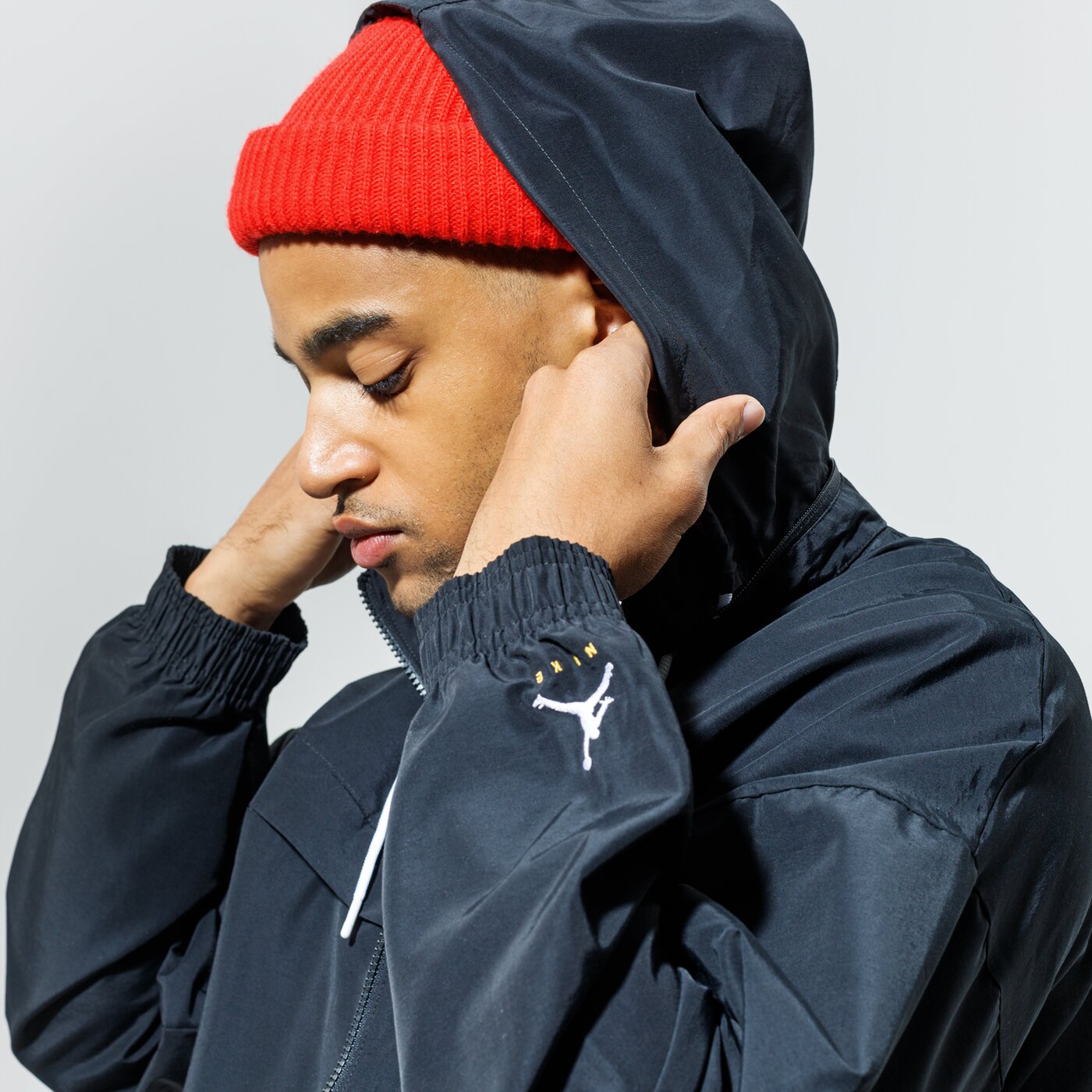 Мъжко преходно яке JORDAN ЯКЕ M J JMPMN WINDBREAKER da7172-010 цвят черен