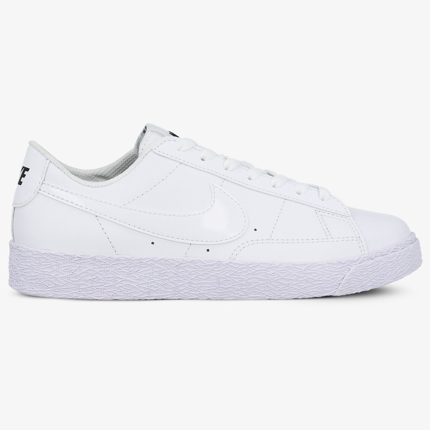 Детски маратонки NIKE BLAZER LOW 555190-102 цвят бял