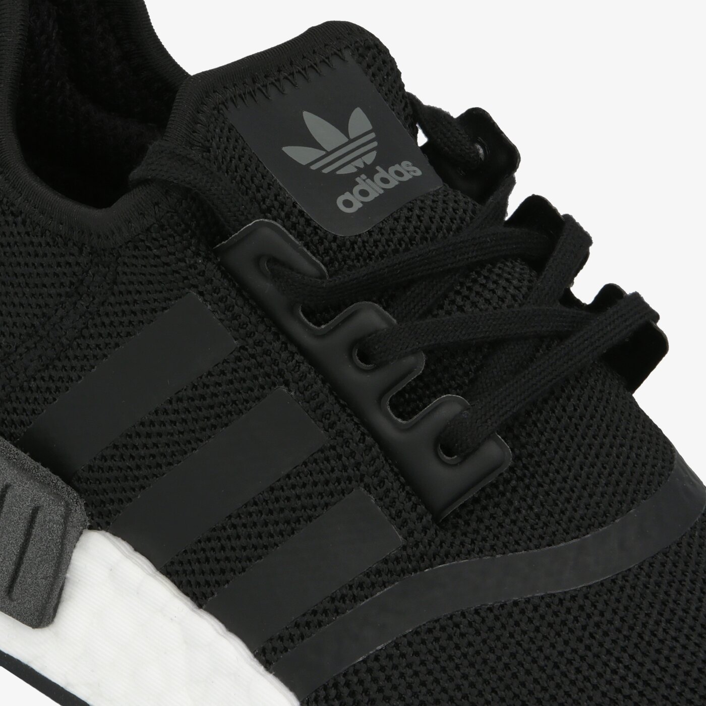 Детски маратонки ADIDAS NMD_R1 J ee8463 цвят черен