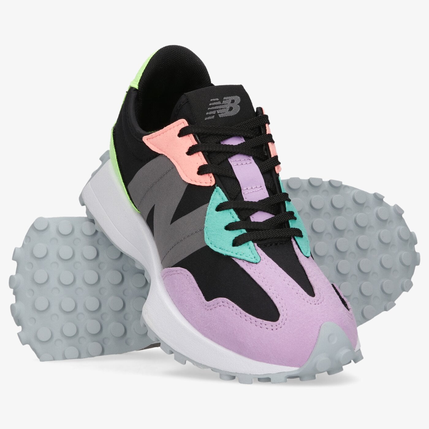 Дамски маратонки NEW BALANCE 327  ws327pb цвят черен