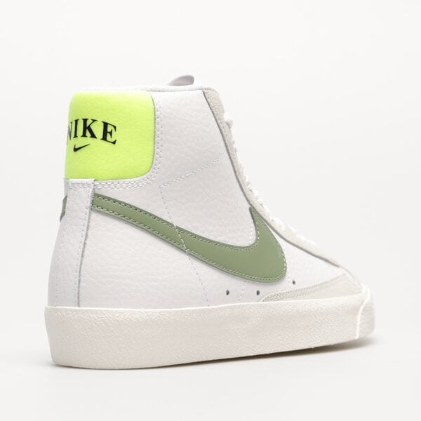 Дамски маратонки NIKE WMNS BLAZER MID '77  fj4740-100 цвят бял