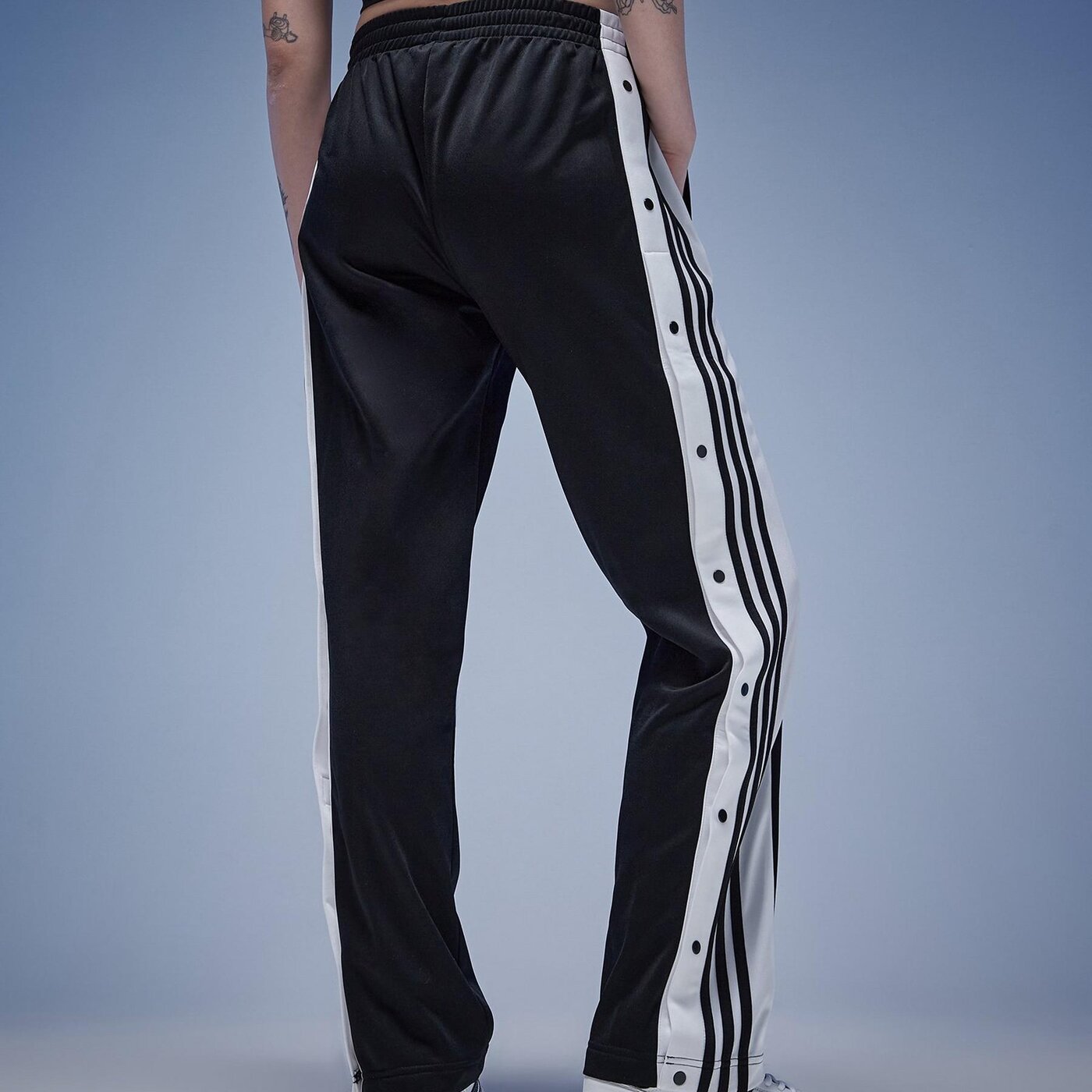 Дамски панталони ADIDAS ПАНТАЛОНИ ADIBREAK PANT iu2519 цвят черен