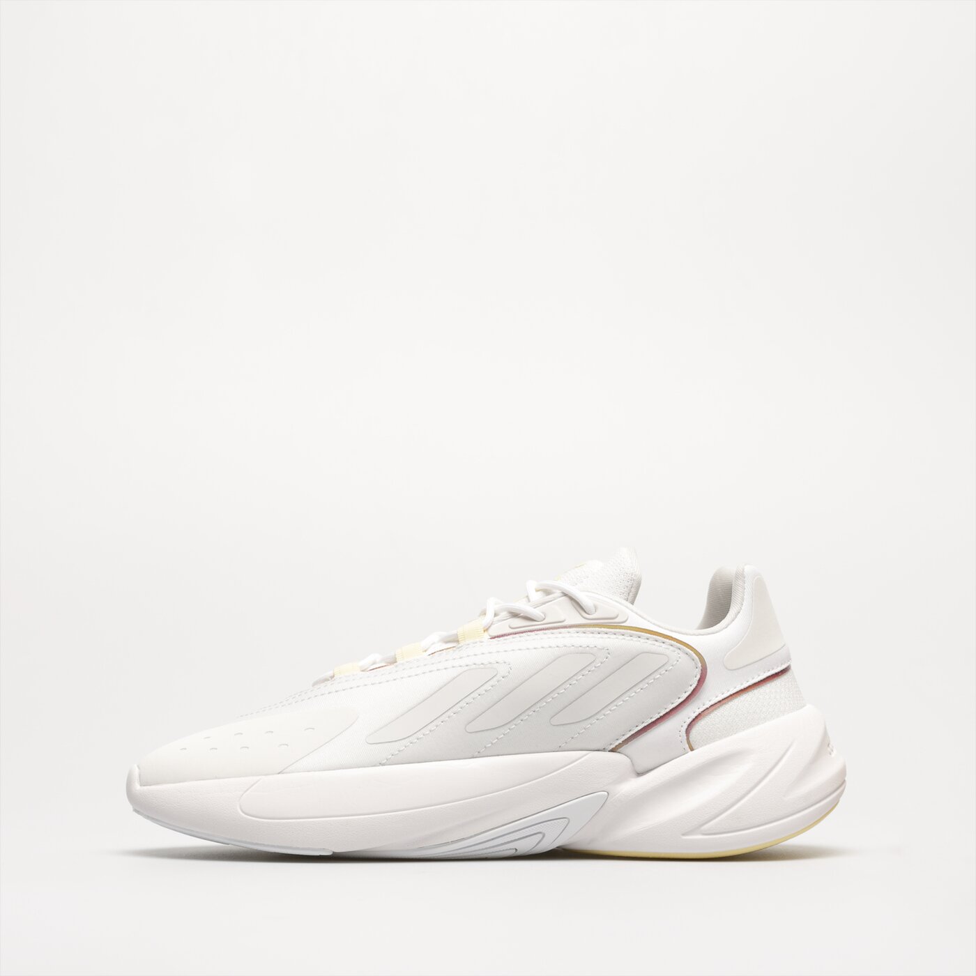 Детски маратонки ADIDAS OZELIA J hq1598 цвят бял