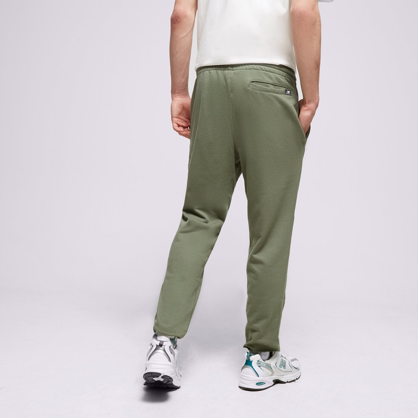 Мъжки панталони NEW BALANCE ПАНТАЛОНИ ESSENTIALS STACKED LOGO mp31539don цвят зелен