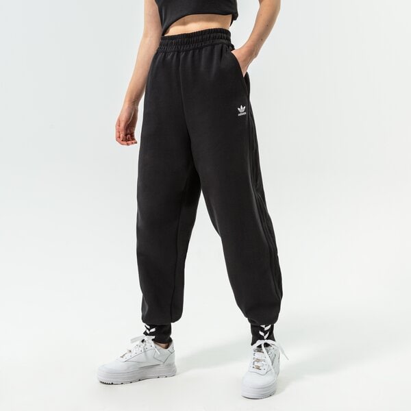 Дамски панталони ADIDAS ПАНТАЛОНИ CUFFED PANT hk5064 цвят черен