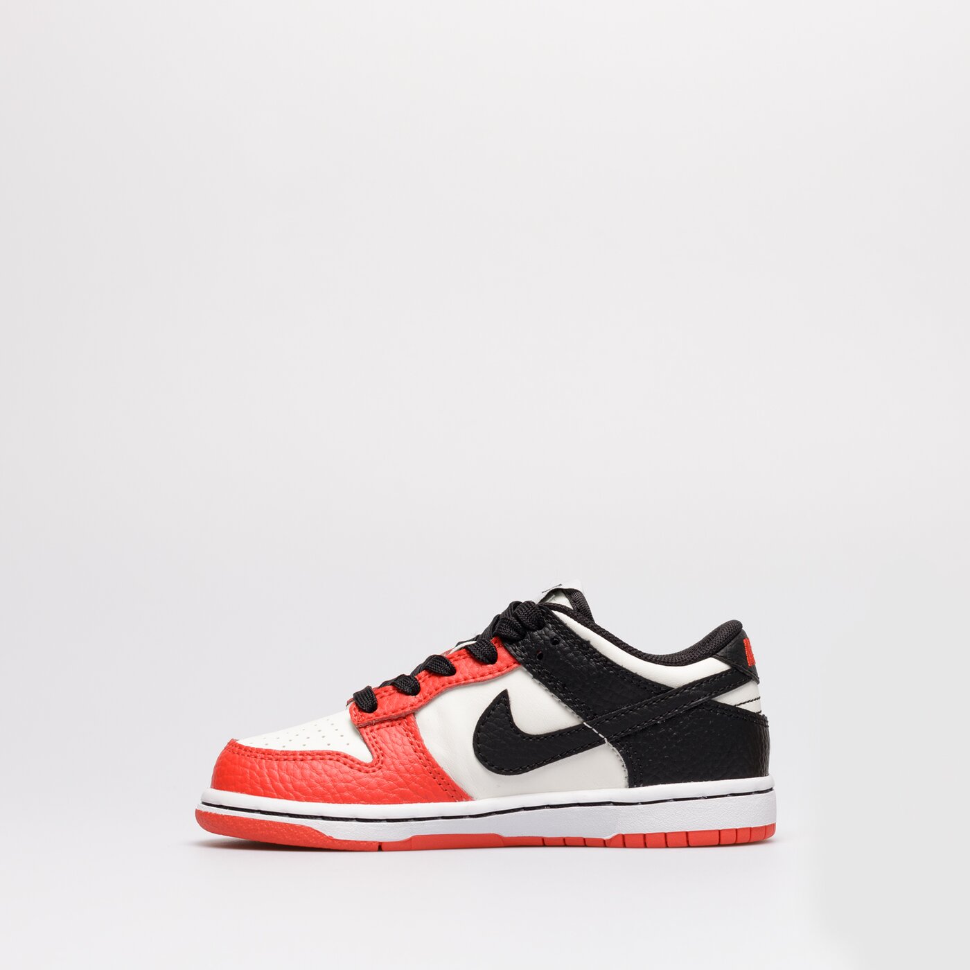 Детски маратонки NIKE DUNK LOW  dc9564-100 цвят бял
