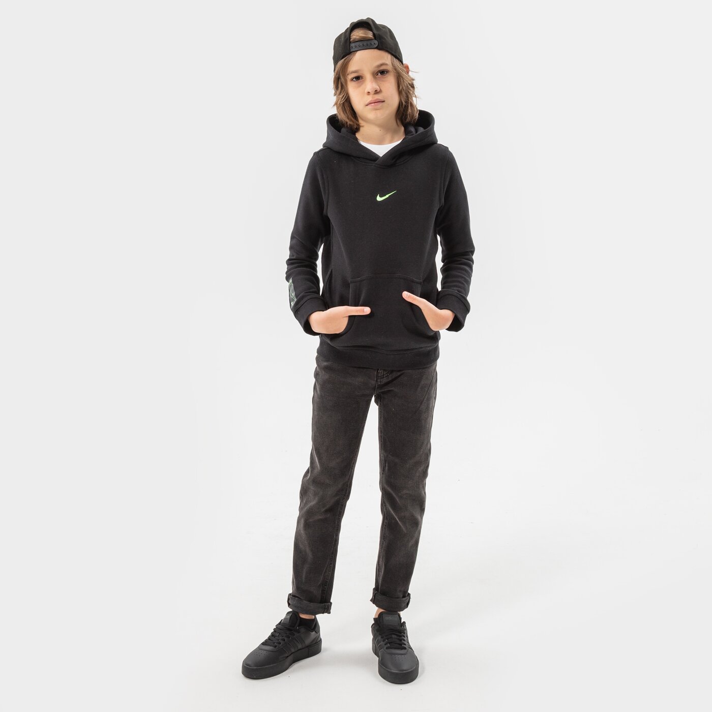 Детски суичър NIKE СУИТЧЪР С КАЧУЛКА B NSW ZIGZAG FLC BOY do2669-010 цвят черен