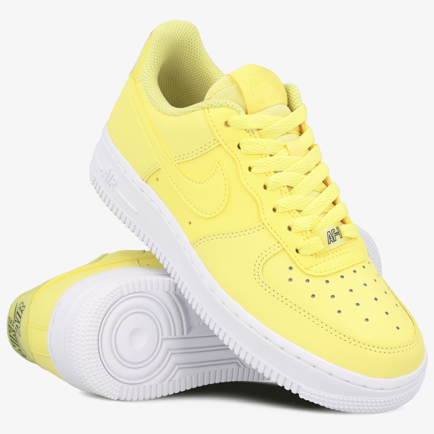 Дамски маратонки NIKE WMNS AIR FORCE 1 '07 ESS ao2132-701 цвят жълт