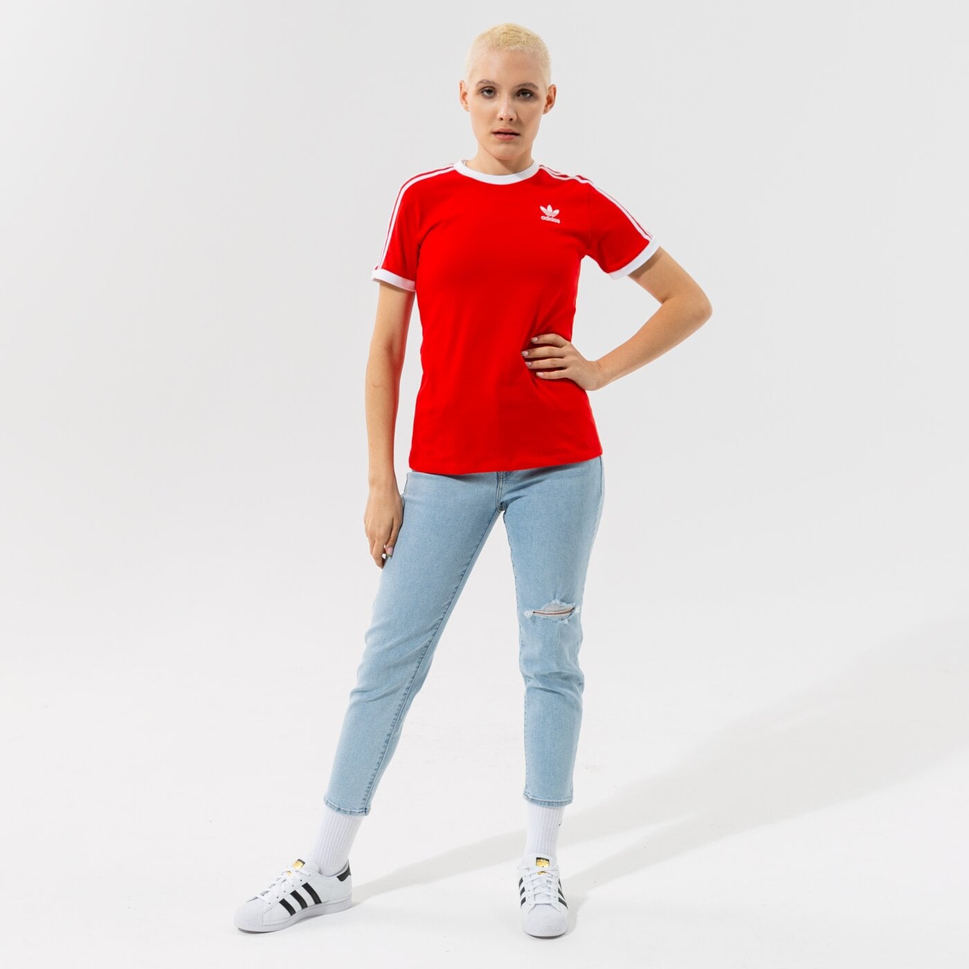 Дамски панталони LEVI'S ПАНТАЛОНИ HIGH WAISTED MOM JEAN 26986-0007 цвят син