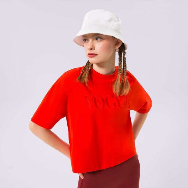 Дамска тениска PUMA ТЕНИСКА PUMA X VOGUE GRAPHIC TEE 534691-95 цвят червен