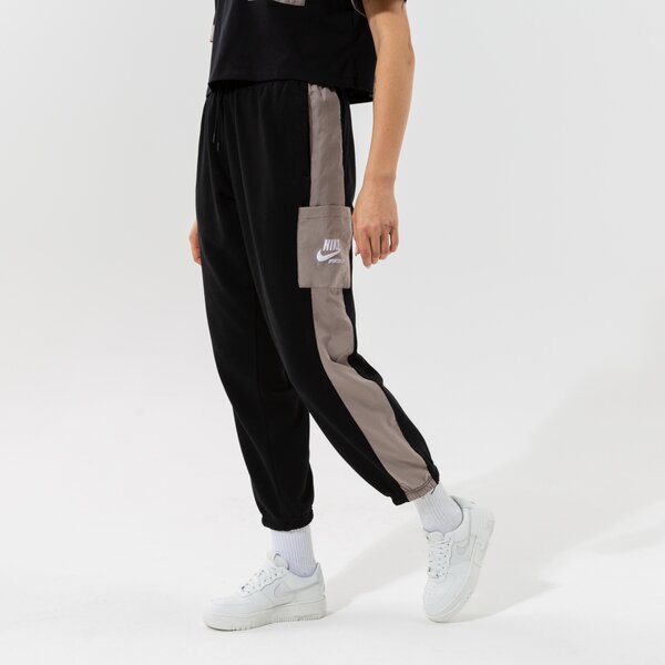 Дамски панталони NIKE ПАНТАЛОНИ W NSW FLC MR JGGR HTG dd5679-010 цвят черен