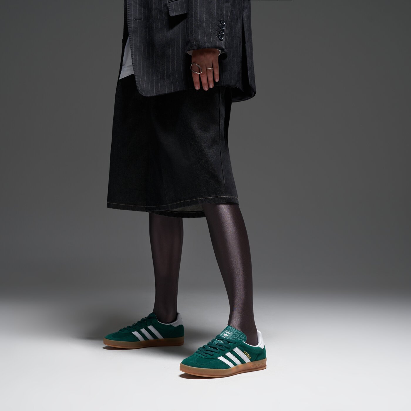 Детски маратонки ADIDAS GAZELLE INDOOR J js3800 цвят зелен