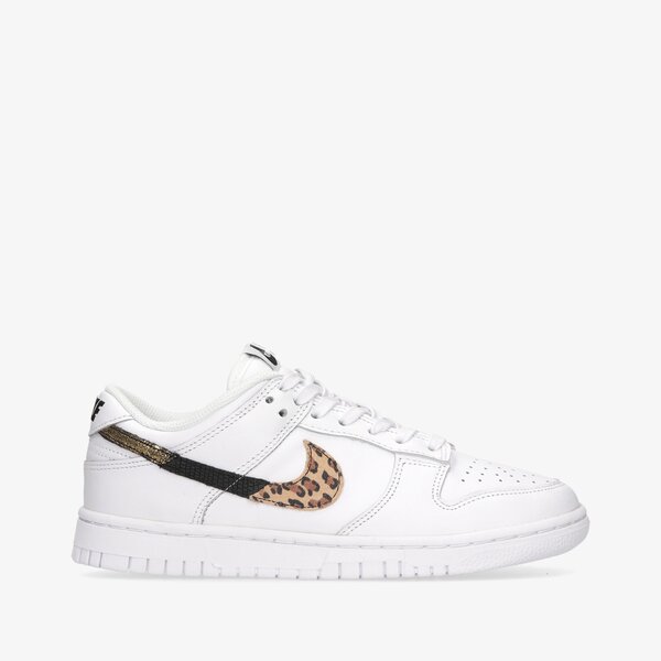 Дамски маратонки NIKE W DUNK LOW SE dd7099-100 цвят бял