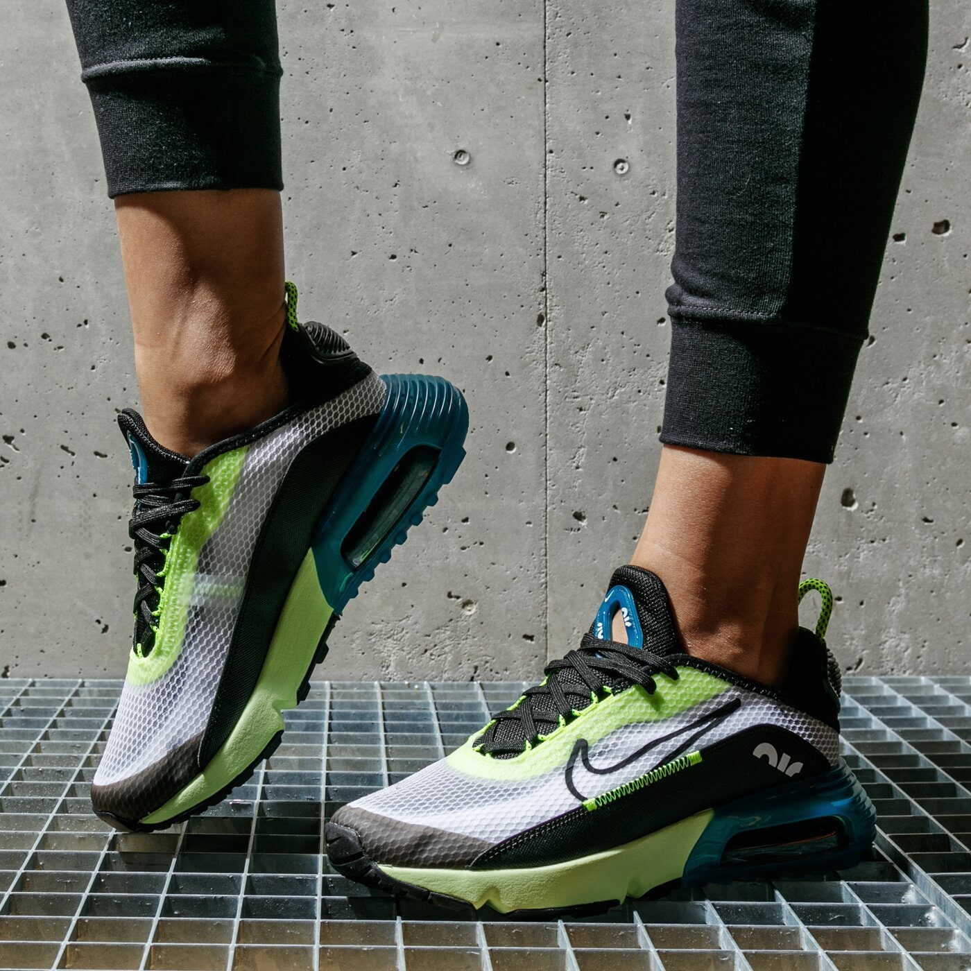 Детски маратонки NIKE AIR MAX 2090 (GS) cj4066-101 цвят бял