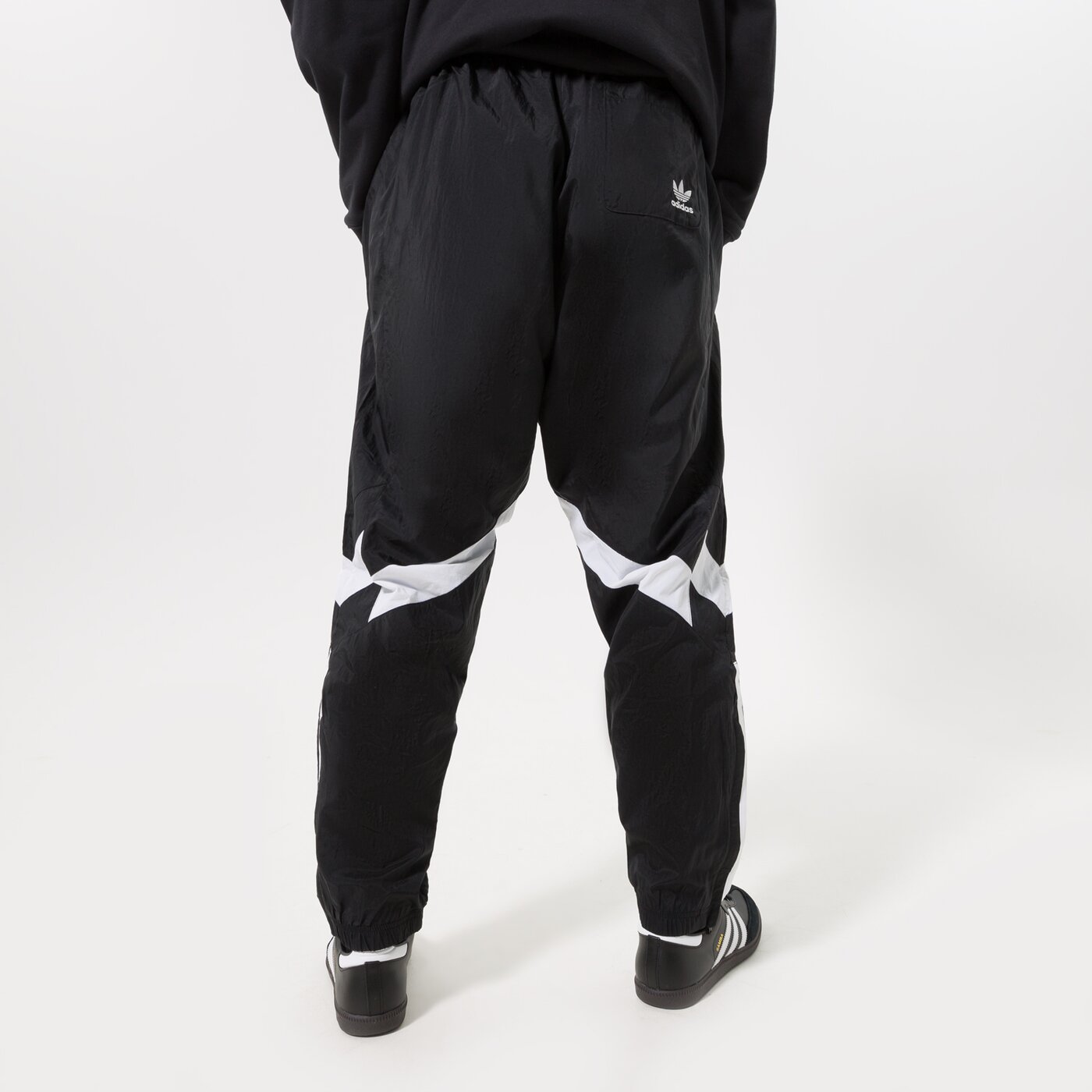 Мъжки панталони ADIDAS ПАНТАЛОНИ WOVEN TP hk7325 цвят черен