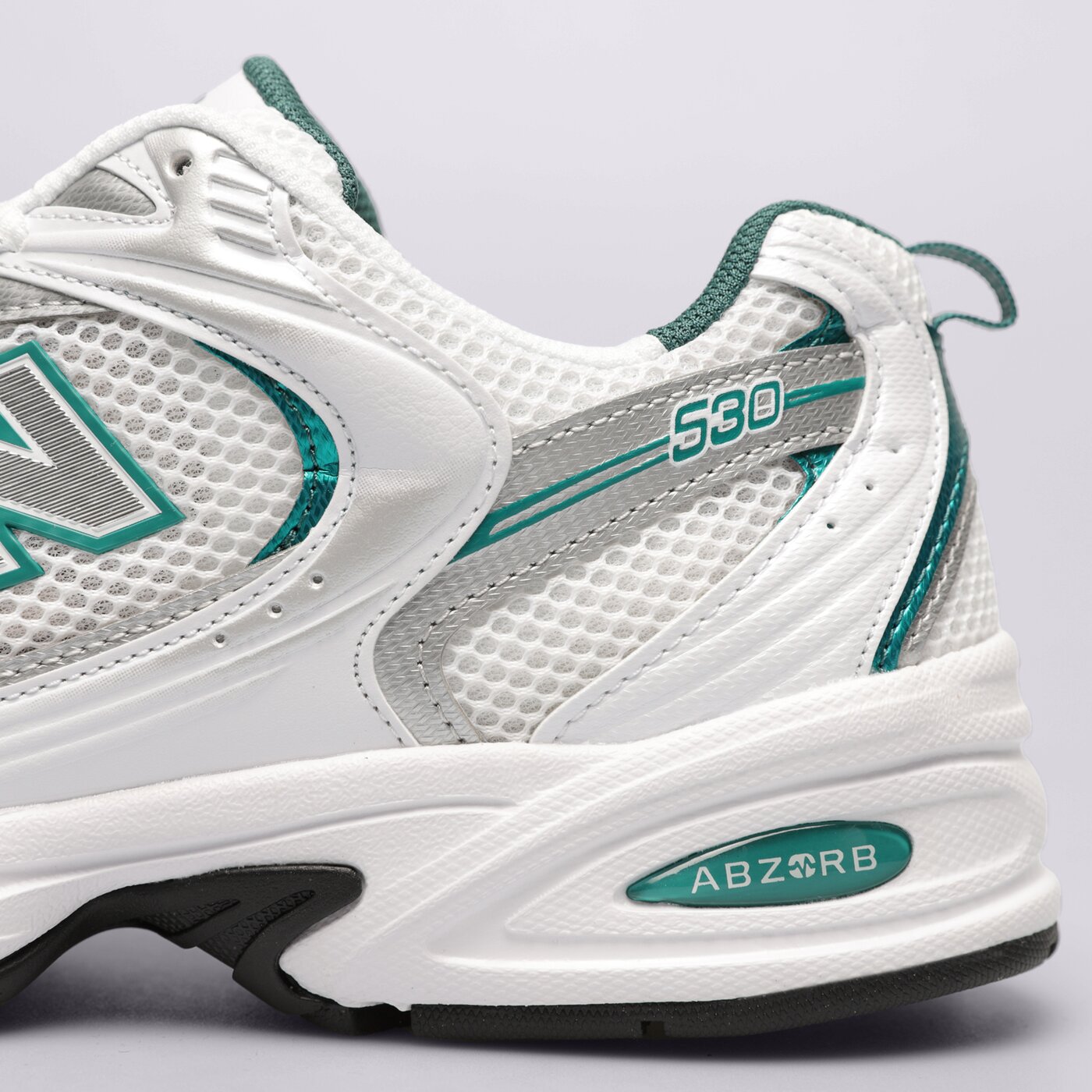 Мъжки маратонки NEW BALANCE 530  mr530ab цвят бял