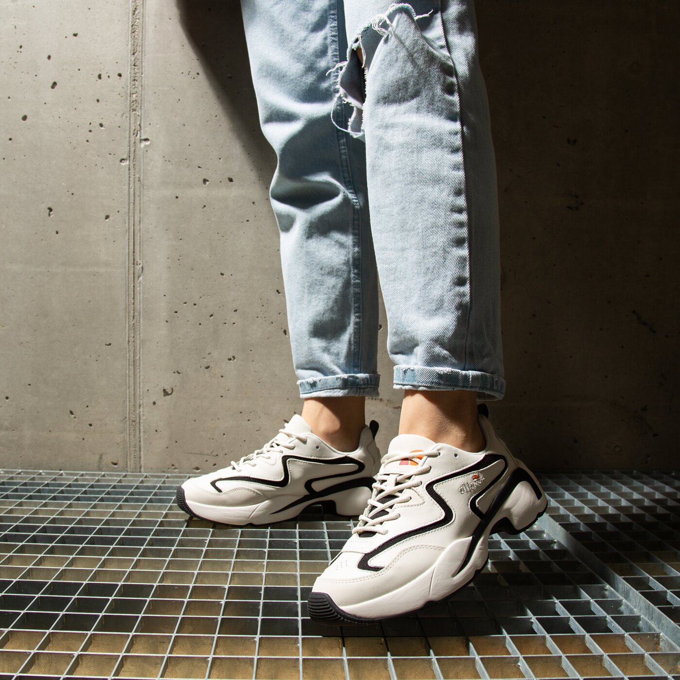 Дамски маратонки ELLESSE INDUS 613593 цвят бял