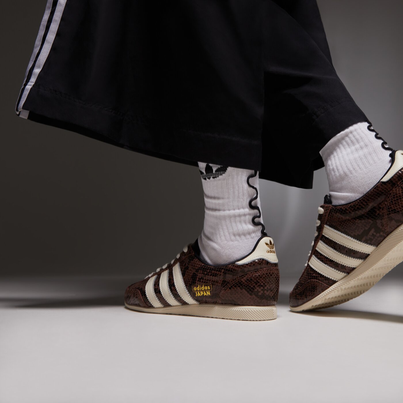 Дамски маратонки ADIDAS JAPAN W js4022 цвят черен