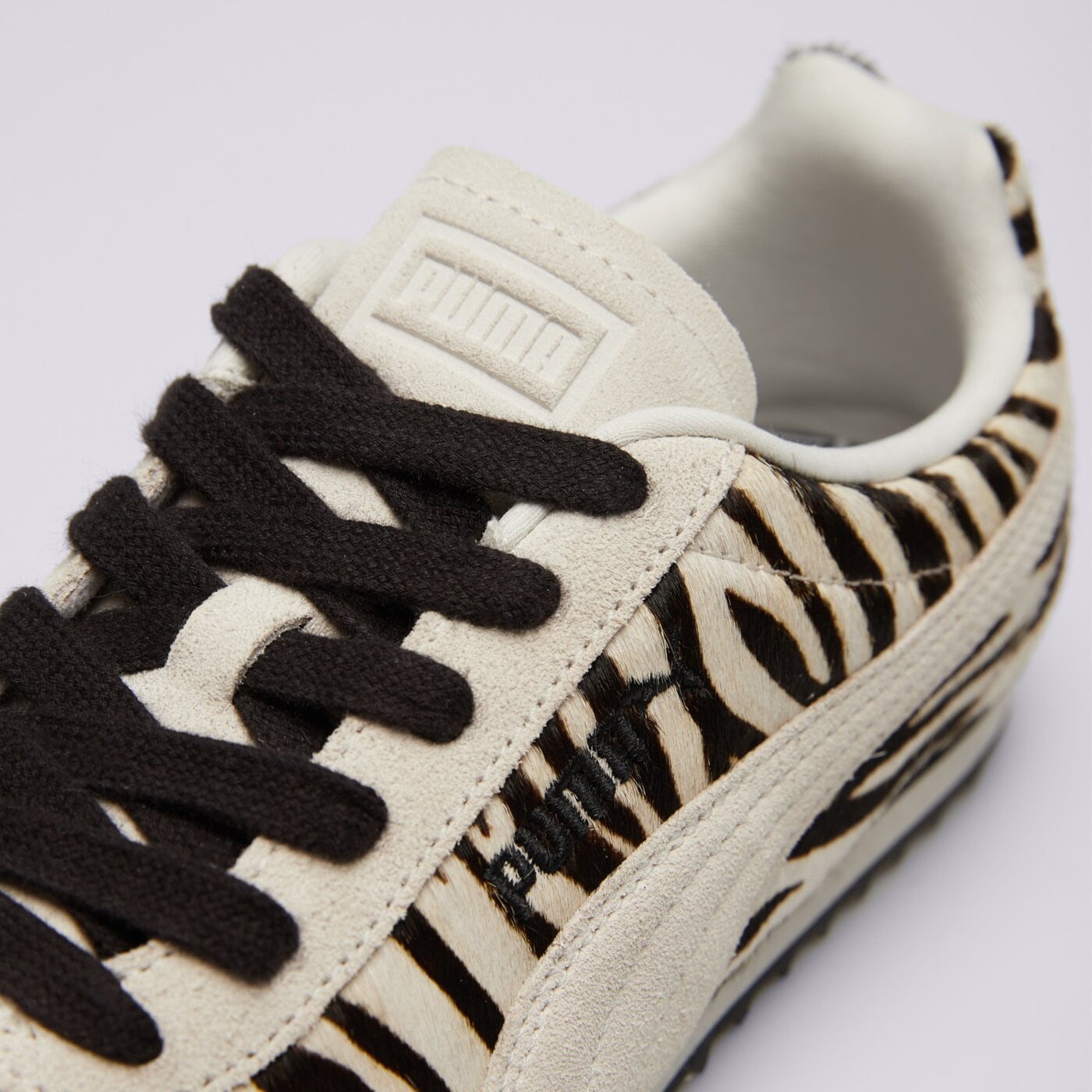 Дамски маратонки PUMA ARIZONA ZEBRA WNS 40439801 цвят кремав