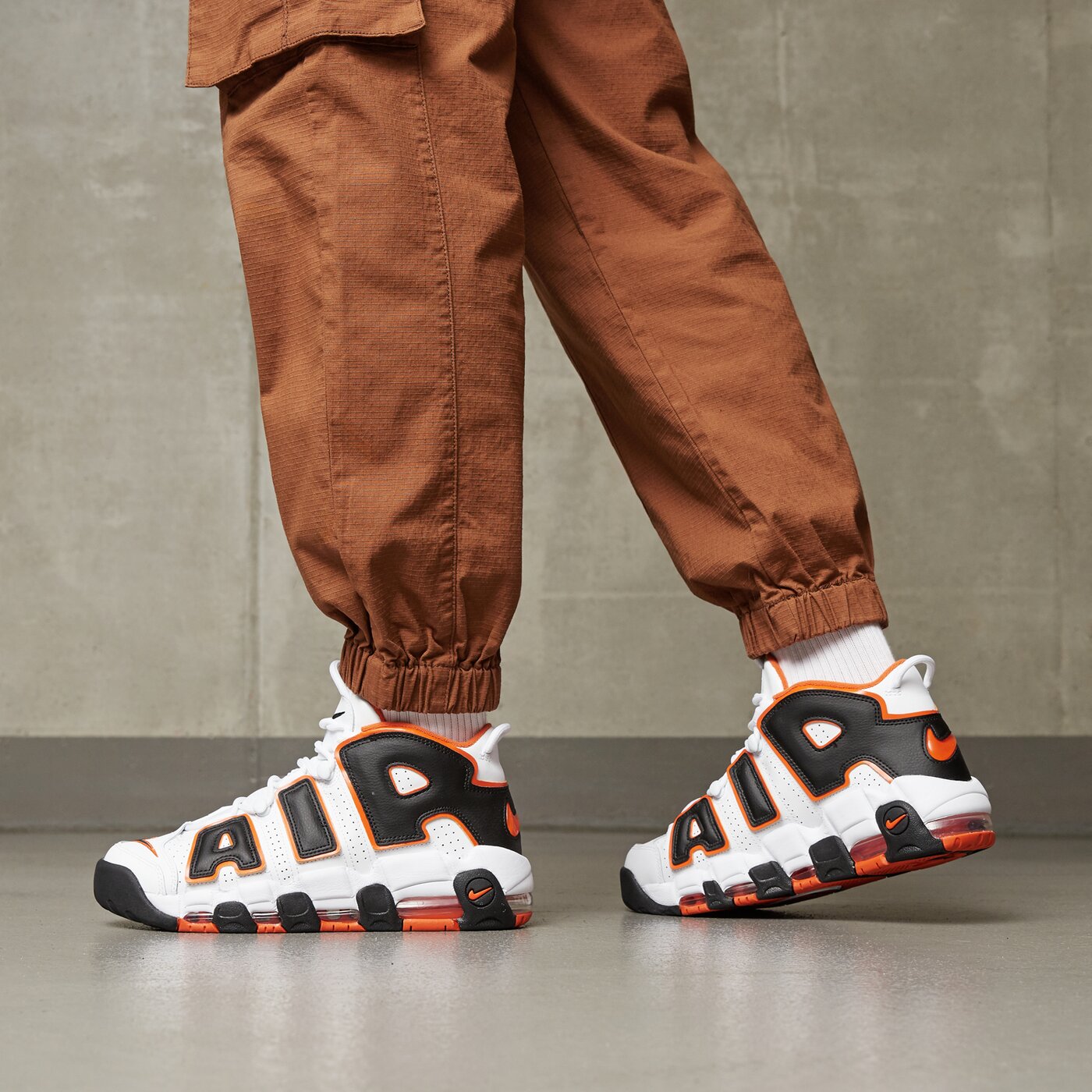 Мъжки маратонки NIKE AIR MORE UPTEMPO '96 fj4416-100 цвят бял
