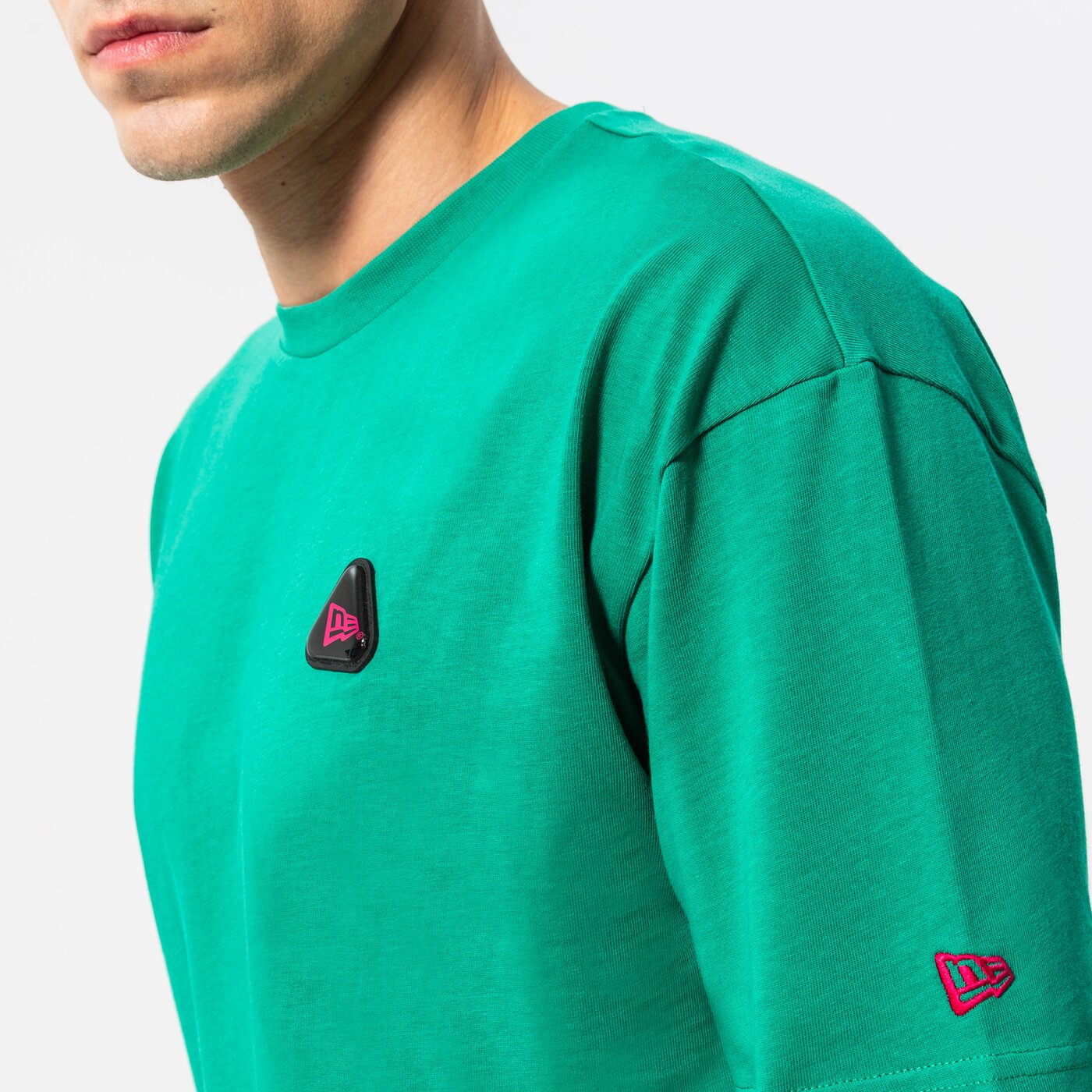 Мъжка тениска NEW ERA ТЕНИСКА NEW ERA RUBBER PATCH OS 12893044 цвят зелен