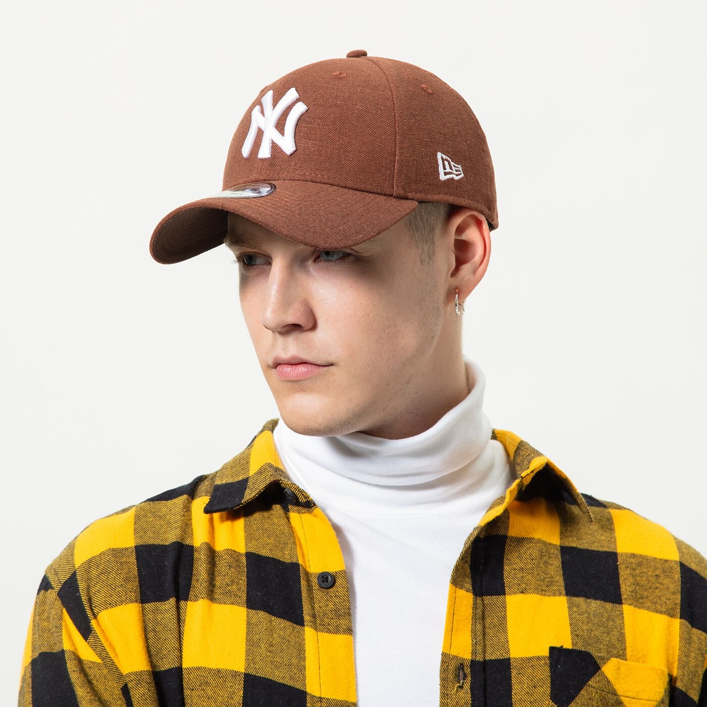 Мъжка шапка с козирка NEW ERA ШАПКА LINEN 940 NYY NEW YORK YANKEES 60357970 цвят кафяв