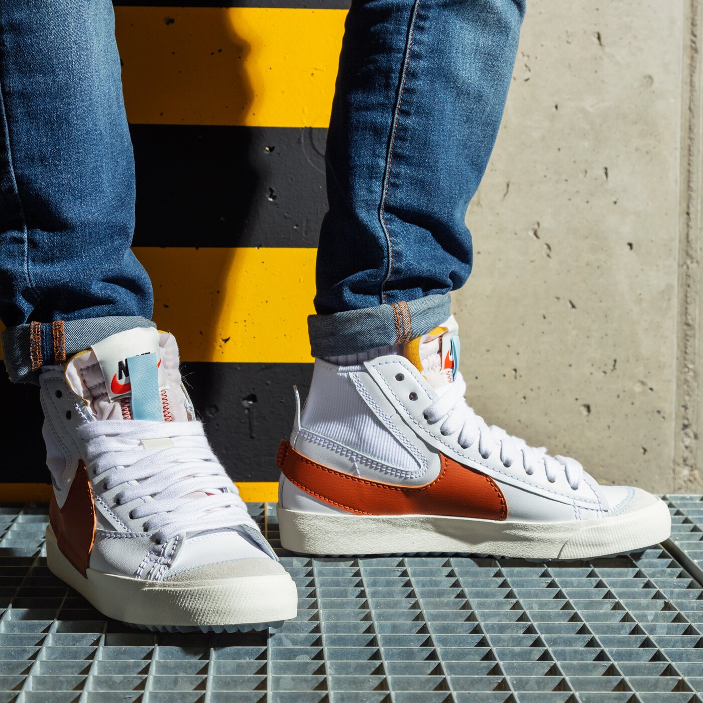 Мъжки маратонки NIKE BLAZER MID '77 JUMBO dd3111-101 цвят бежов