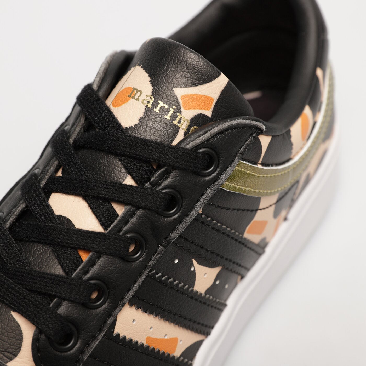 Дамски маратонки ADIDAS BRYONY W gw2264 цвят многоцветен