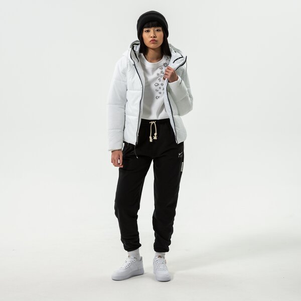 Дамско зимно яке NIKE ЯКЕ ЗИМНО W NSW TF RPL CLASSIC TAPE JKT dj6997-100 цвят бял