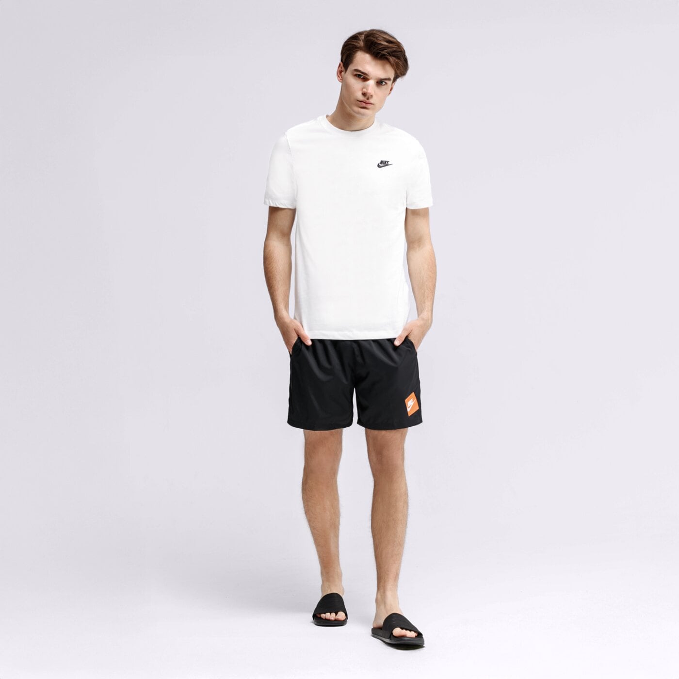 Мъжка тениска NIKE ТЕНИСКА SPORTSWEAR CLUB ar4997-101 цвят бял