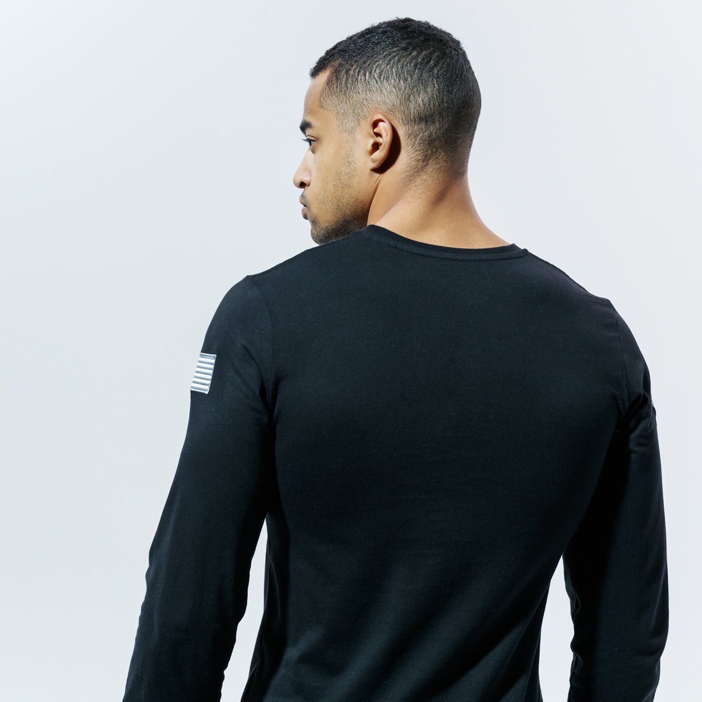 Мъжка тениска ALPHA INDUSTRIES ТЕНИСКА NASA LS 17653203 цвят черен