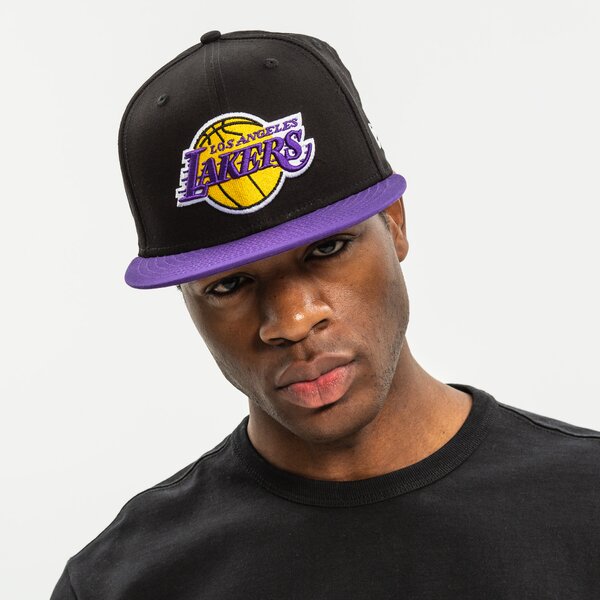 Мъжка шапка с козирка NEW ERA ШАПКА NBA 9FIFTY LAKERS LOS ANGELES LAKERS BLKOTC 12122724 цвят черен