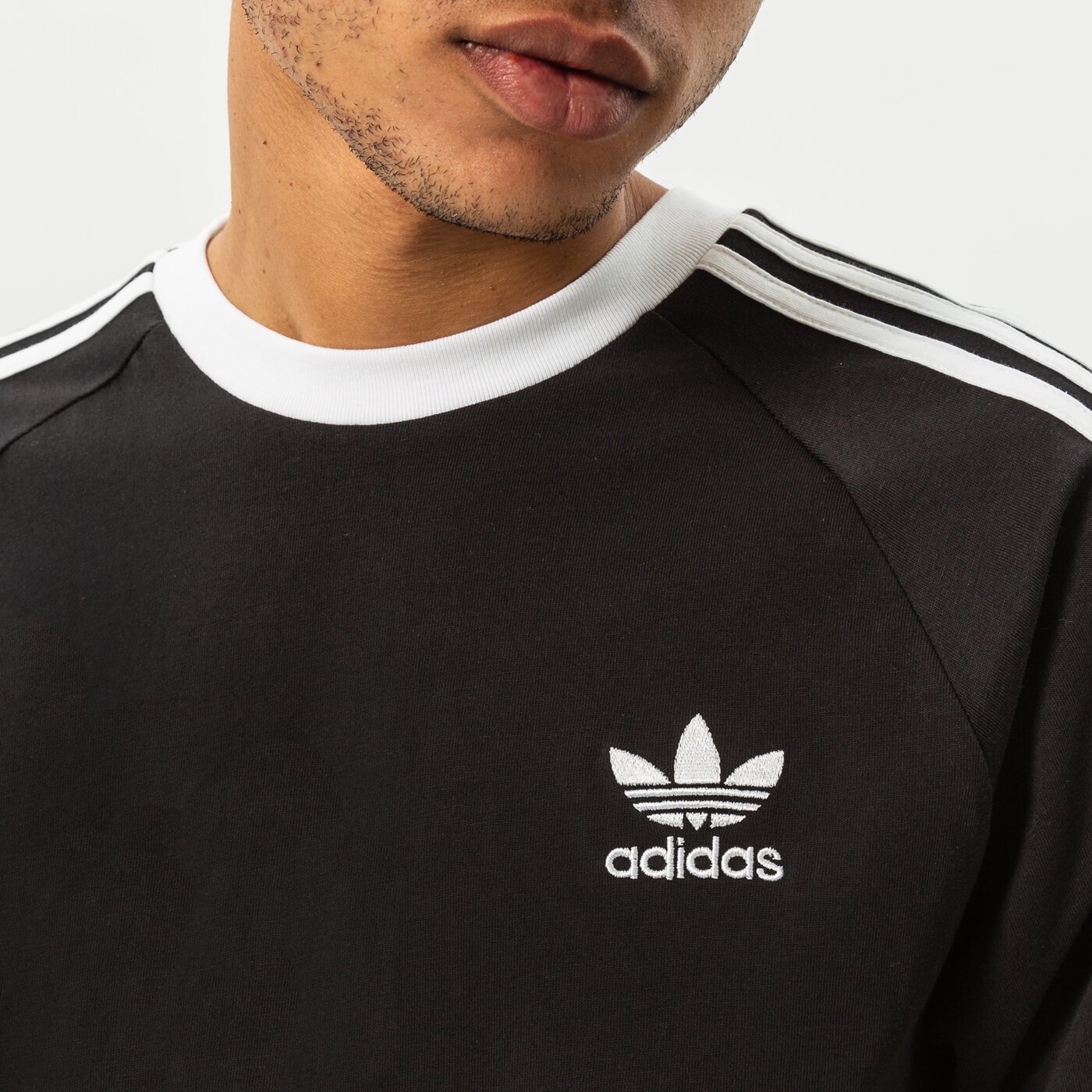 Мъжка тениска ADIDAS ТЕНИСКА 3-STRIPES TEE gn3495 цвят черен
