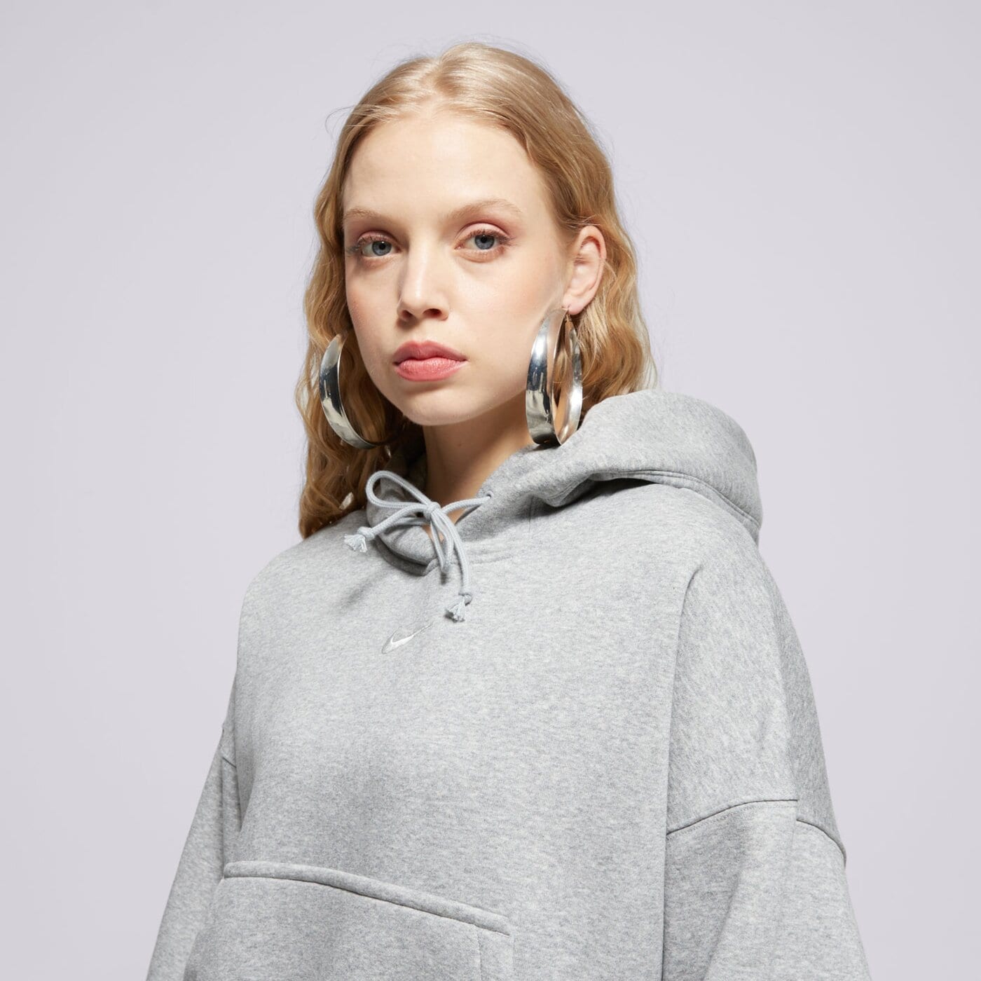 Дамски суичър NIKE СУИТЧЪР С КАЧУЛКА W NSW PHNX FLC OOS PO dq5858-063 цвят сив