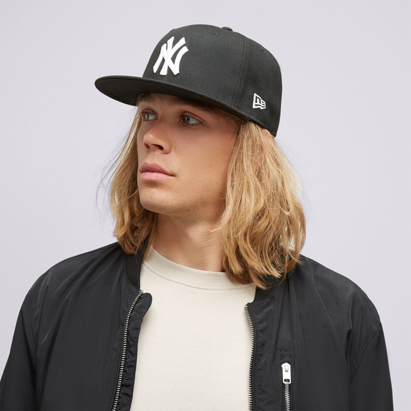 Дамска шапка с козирка NEW ERA ШАПКА MLB BASIC NY YANKEES 10003436 цвят черен