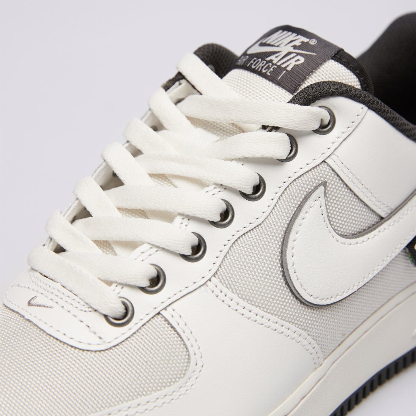 Мъжки маратонки NIKE AIR FORCE 1 '07 LV8 WNT im6001-121 цвят бял