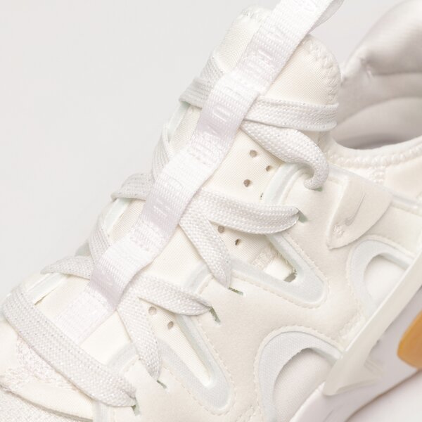 Дамски маратонки NIKE AIR HUARACHE CRAFT dq8031-101 цвят бял