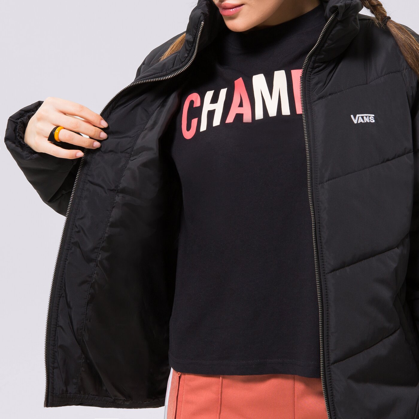 Дамско зимно яке VANS ЯКЕ ЗИМНО FOUNDRY PUFF MTE vn0a7yk5blk1 цвят черен