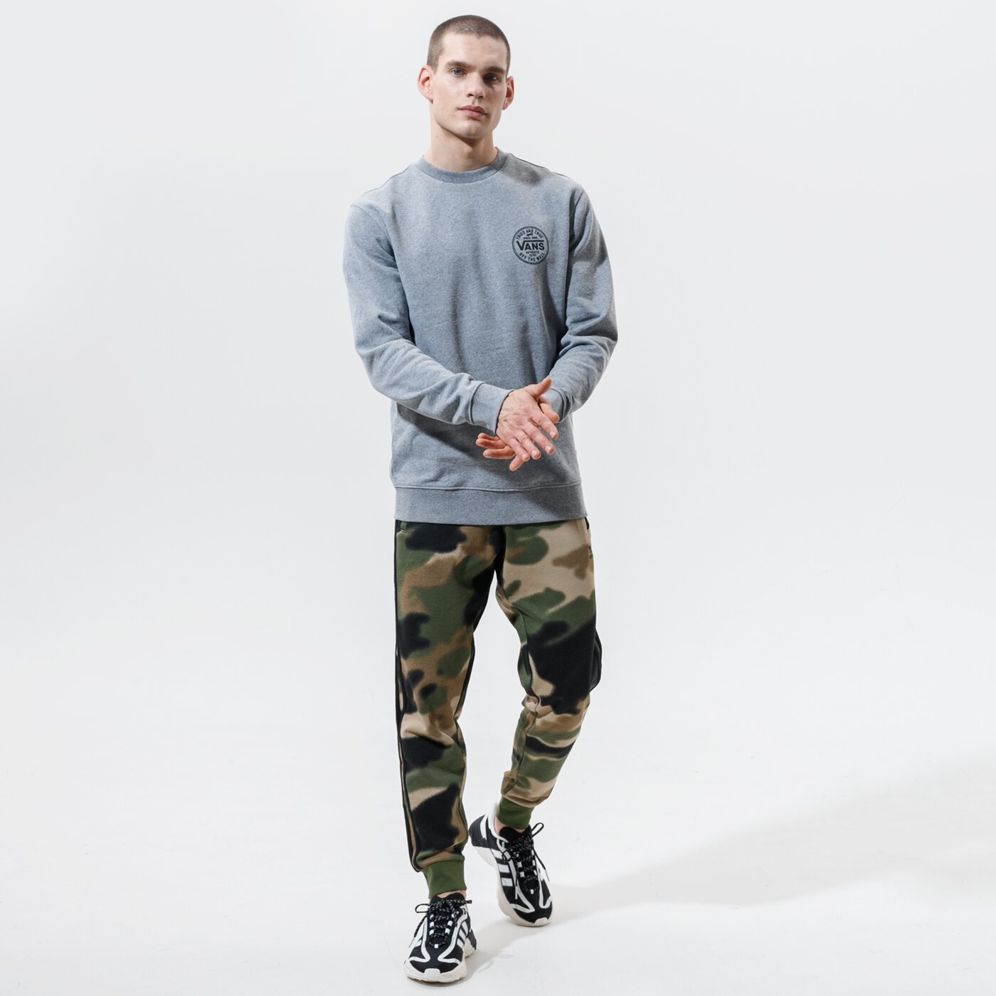 Мъжки суичър VANS СУИТЧЪР MN TRIED AND TRUE CREW CEMENT HEATHER vn0a54ay02f1 цвят сив