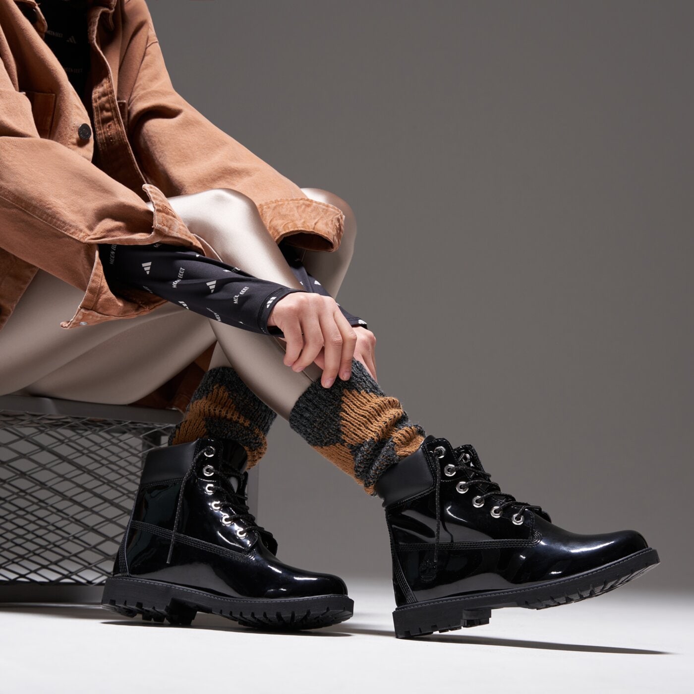 Дамски боти TIMBERLAND PREMIUM 6 INCH LACE UP WP BOOT tb0a43f8el61 цвят черен