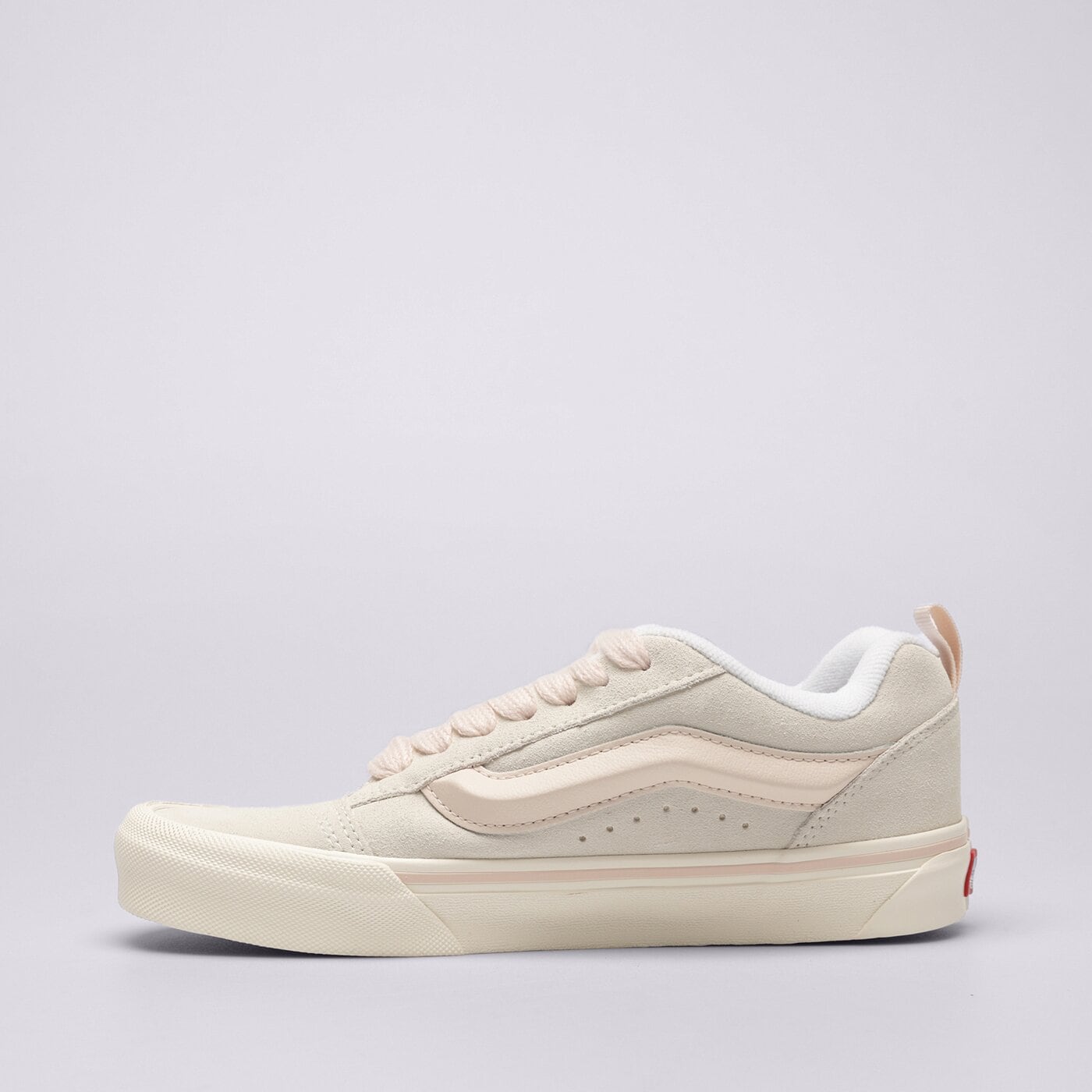 Дамски маратонки VANS KNU SKOOL  vn0009qcpnk1 цвят кремав
