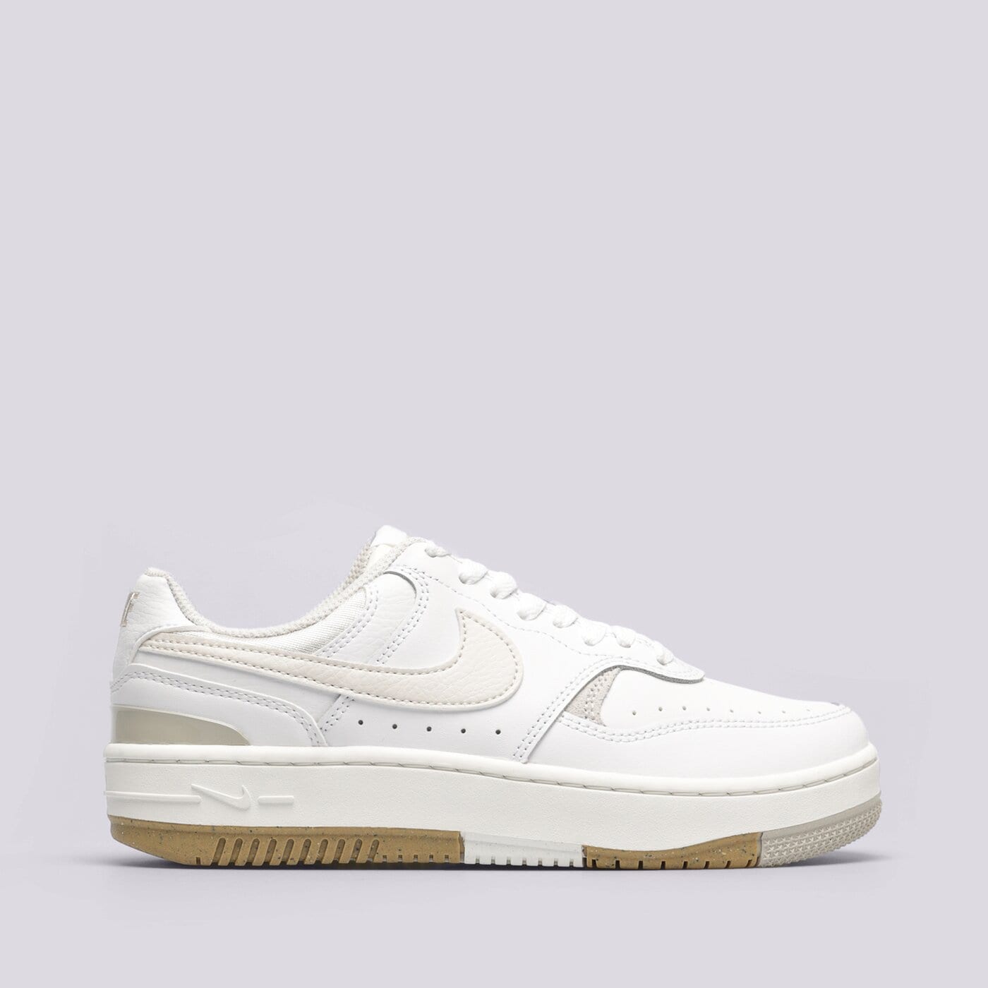 Дамски маратонки NIKE GAMMA FORCE dx9176-103 цвят бежов