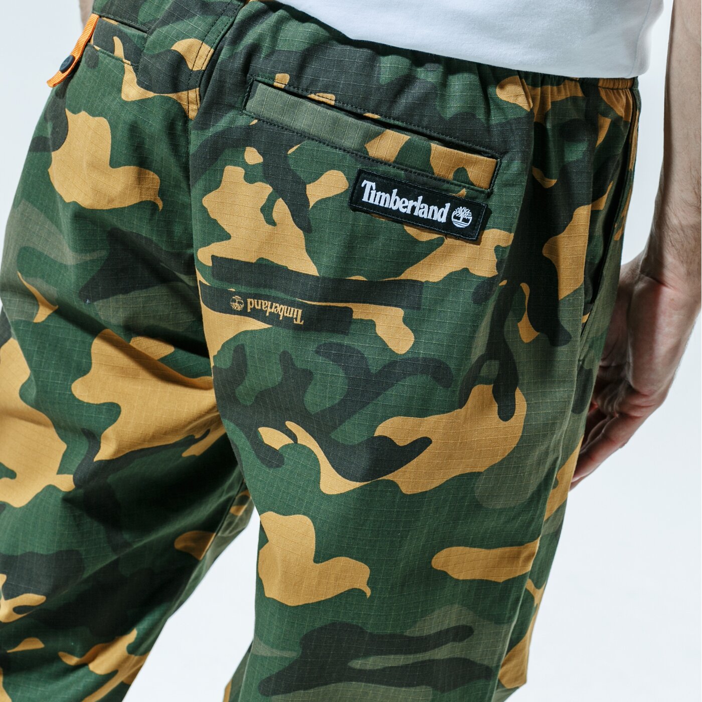 Мъжки панталони TIMBERLAND ПАНТАЛОНИ YC CAMO UTILITY JOGGER tb0a2ahgan71 цвят многоцветен