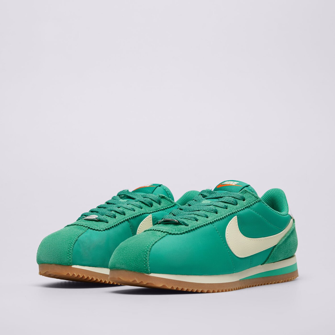 Дамски маратонки NIKE CORTEZ TEXTILE dz2795-301 цвят зелен